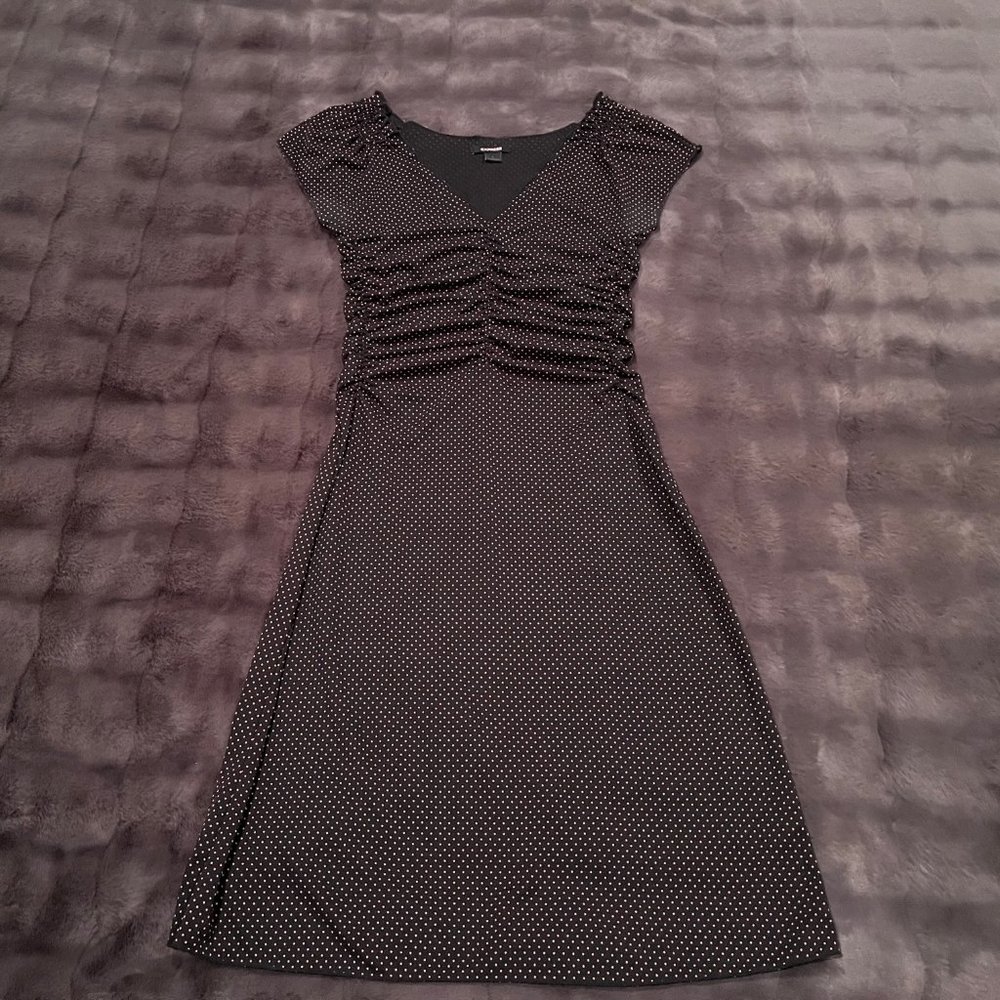 EXPRESS Black & Pink Polka Dot (Size: 2)